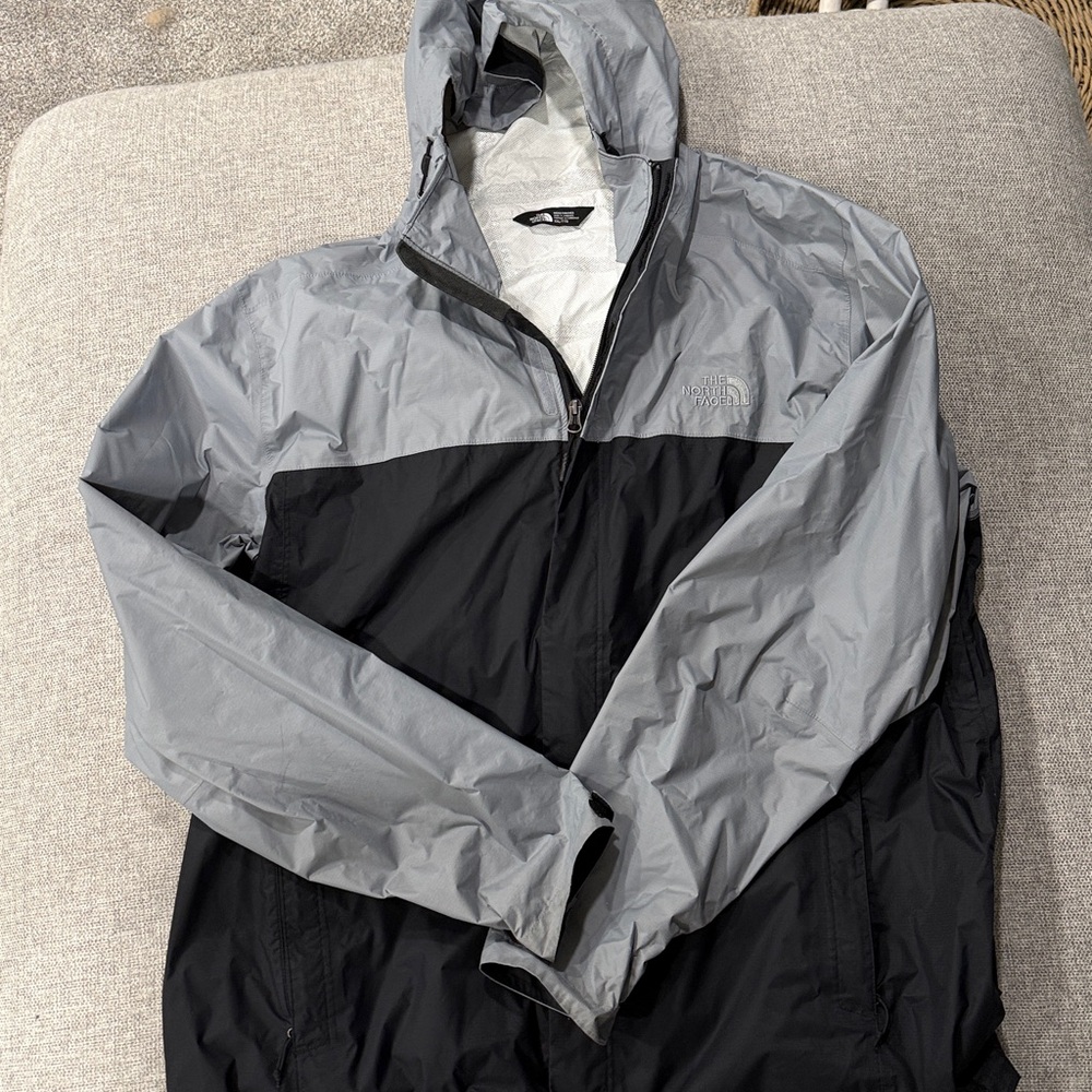 The North Face Two-Tone Gray and Black Windbreaker